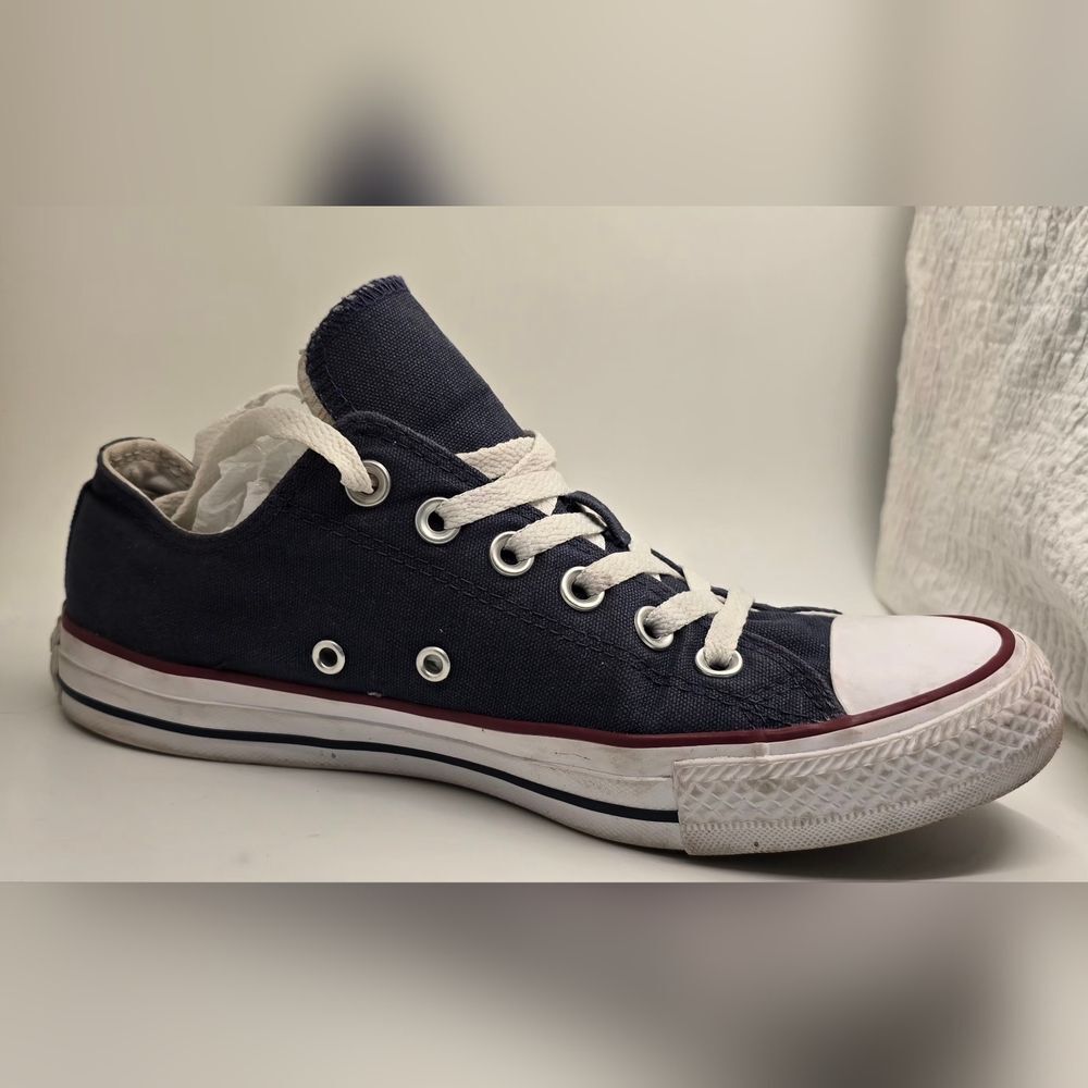 Converse Navy Canvas Women's Athletic Shoes 8 - Picture 4 of 8